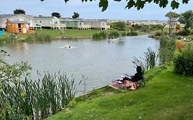 Ozzys Retreat At Sand Le Mere Holiday Park